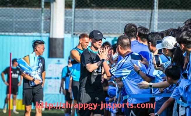 江南体育APP-火箭队对阵鹈鹕队乐视直播完整回顾与关键战役解析